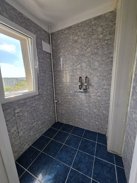 1 Decembrie 1918 intersectie  Postavarul, vedere spate, Auchan,