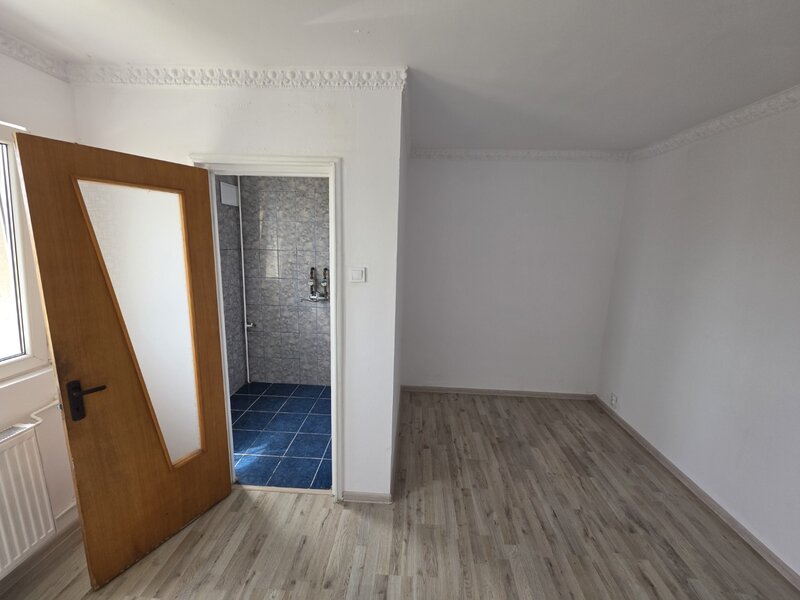 1 Decembrie 1918 intersectie  Postavarul, vedere spate, Auchan,