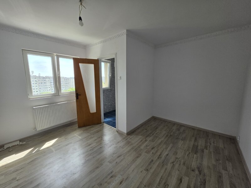 1 Decembrie 1918 intersectie  Postavarul, vedere spate, Auchan,